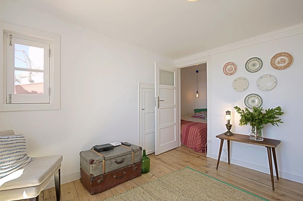 Stay Local In Alfama! Deolinda Central Home, Amazing View Lisboa الغرفة الصورة